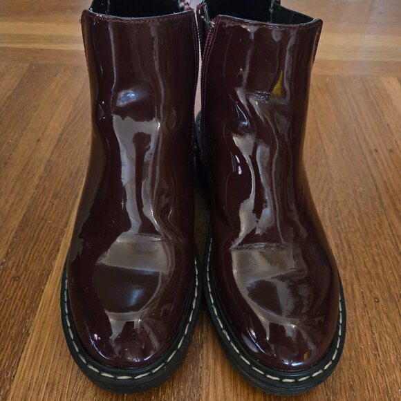 Forever 21 Patent Leather Chelsea Boots, Sz 6 - Picture 4 of 9